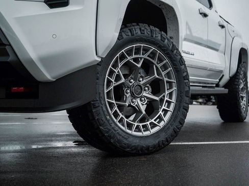 New 2025 Toyota Tacoma SR5 image 6