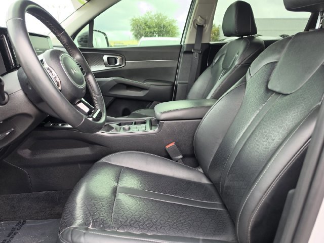 Used 2022 Kia Sorento S FWD image 15