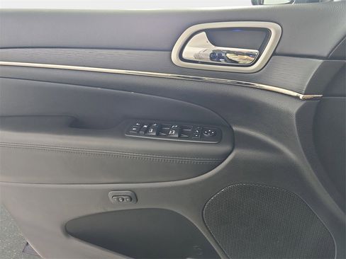 Used 2018 Jeep Grand Cherokee High Altitude image 31