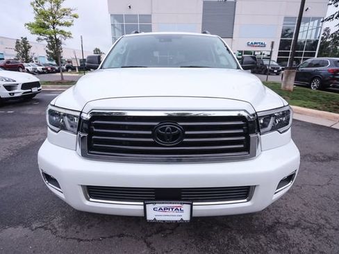 Used 2022 Toyota Sequoia TRD Sport AWD/4WD image 14