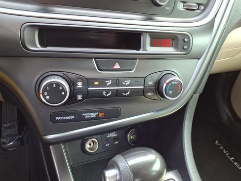 Used 2014 Kia Optima LX w/ LX Convenience Plus Package FWD image 23