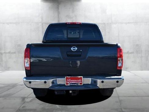 Used 2015 Nissan Frontier SV w/ SV Value Truck Package image 6