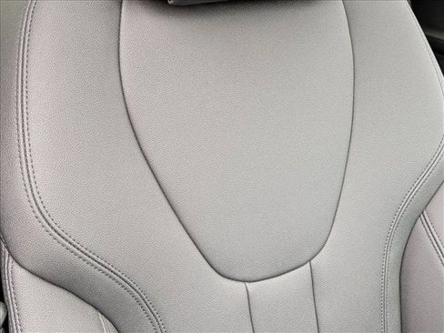 Used 2020 BMW X7 xDrive40i w/ Parking Assistance Package image 18