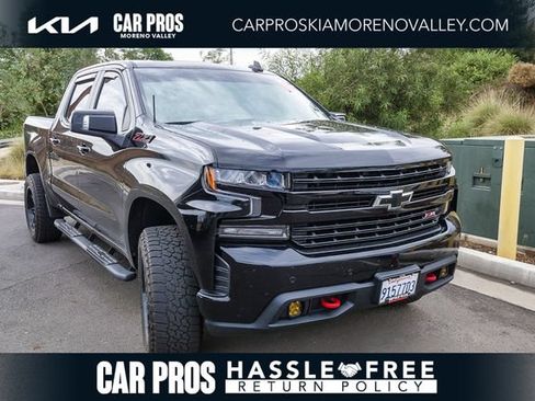 Used 2021 Chevrolet Silverado 1500 LT Trail Boss w/ Convenience Package II AWD/4WD image 1