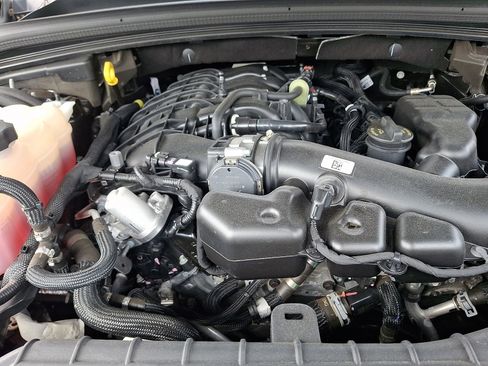 Used 2023 Jeep Grand Cherokee L Laredo AWD/4WD image 30