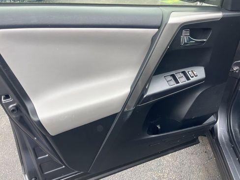 Used 2017 Toyota RAV4 XLE w/ Plus Special Value Package image 9