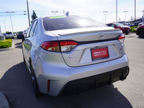 Used 2025 Toyota Corolla SE image 8