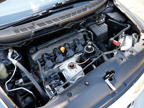 Used 2010 Honda Civic DX-VP image 38