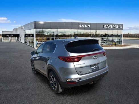 Used 2020 Kia Sportage LX w/ LX Popular Package AWD/4WD image 5