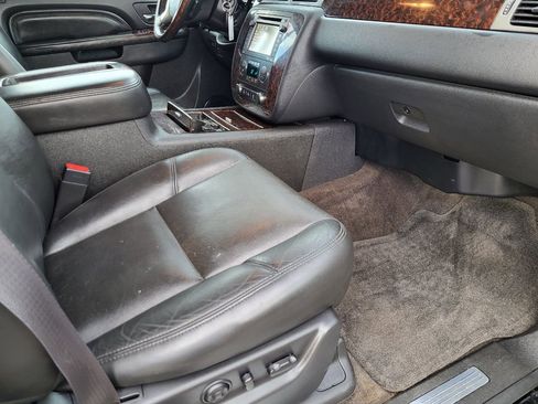 Used 2014 GMC Yukon Denali image 22