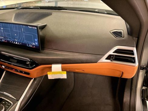 Used 2025 BMW i4 eDrive40 w/ Driving Assistance Package image 18