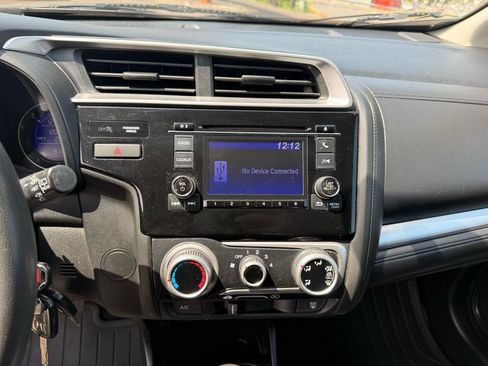 Used 2015 Honda Fit LX image 20