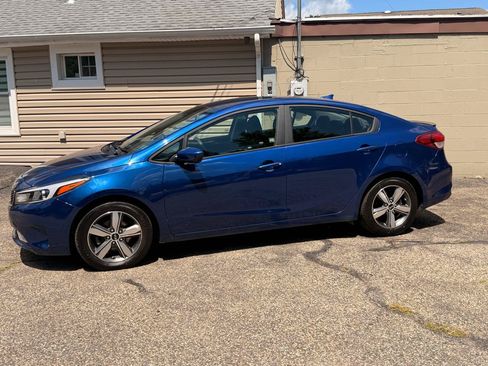 Used 2018 Kia Forte LX w/ LX Popular Package FWD image 3