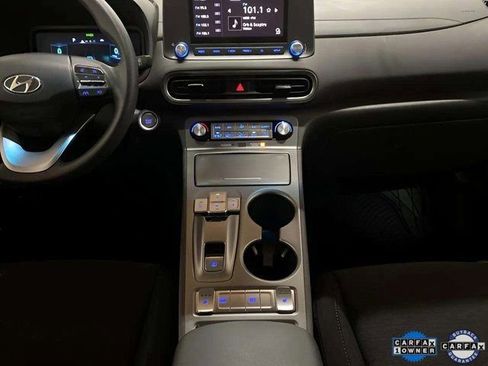 Used 2023 Hyundai Kona SE w/ Cargo Package image 12