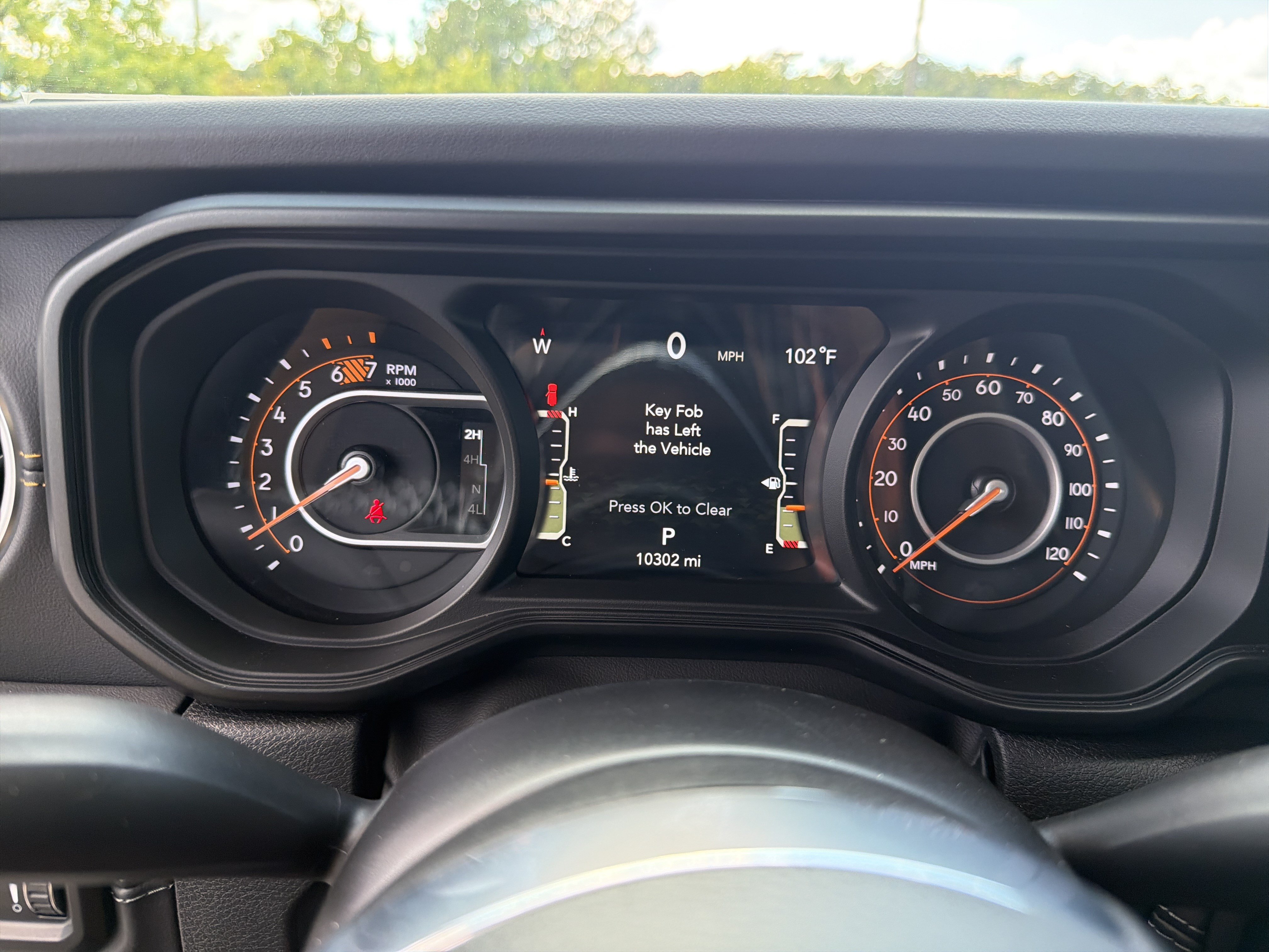 Used 2025 Jeep Wrangler Unlimited Sahara AWD/4WD image 11