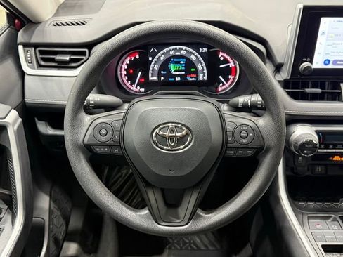 Used 2023 Toyota RAV4 XLE image 22