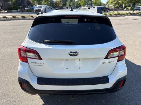 Used 2018 Subaru Outback 2.5i Premium AWD/4WD image 37