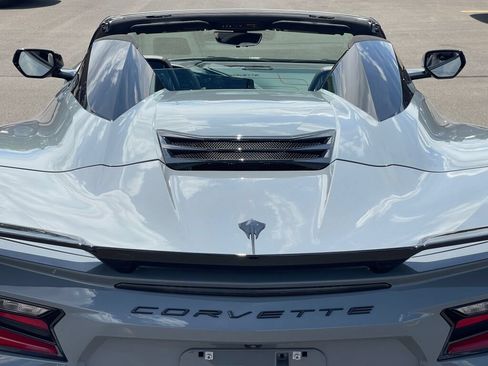 Used 2024 Chevrolet Corvette Stingray Premium Conv w/ Z51 Performance Package RWD image 37