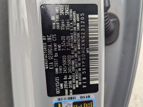 Used 2022 Kia Telluride SX w/ SX Prestige Package image 34