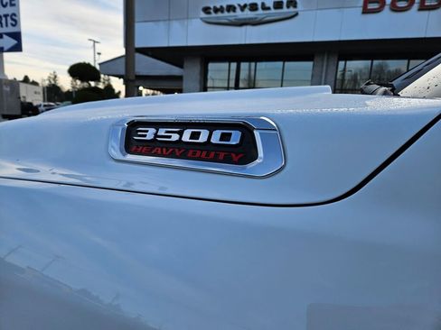 Used 2024 RAM 3500 SLT w/ Quick Order Package 2YG SLT image 11