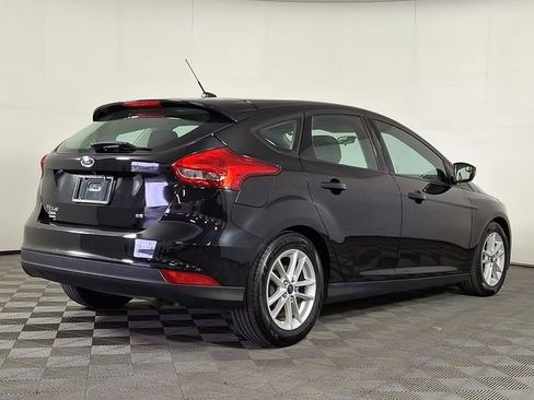 Used 2016 Ford Focus SE image 9