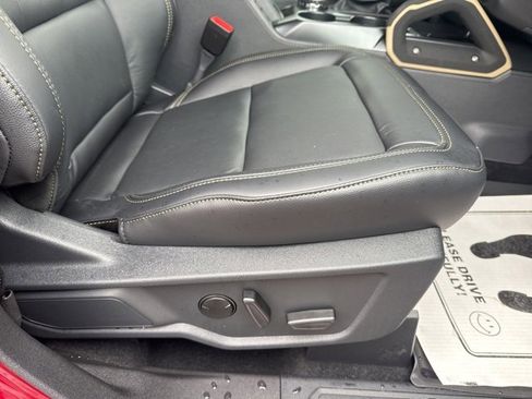 New 2025 Ford Bronco Badlands image 16