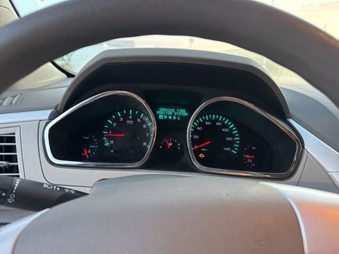 Used 2011 Chevrolet Traverse LS image 33