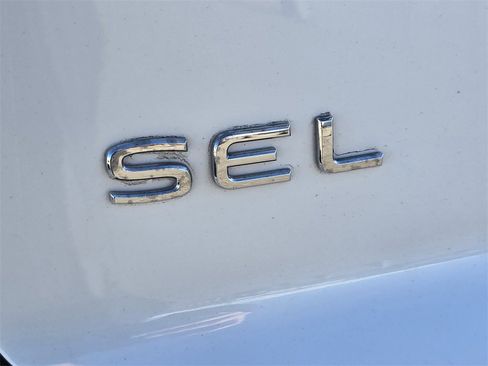 Used 2024 Volkswagen Atlas Cross Sport SEL Premium R-Line image 13