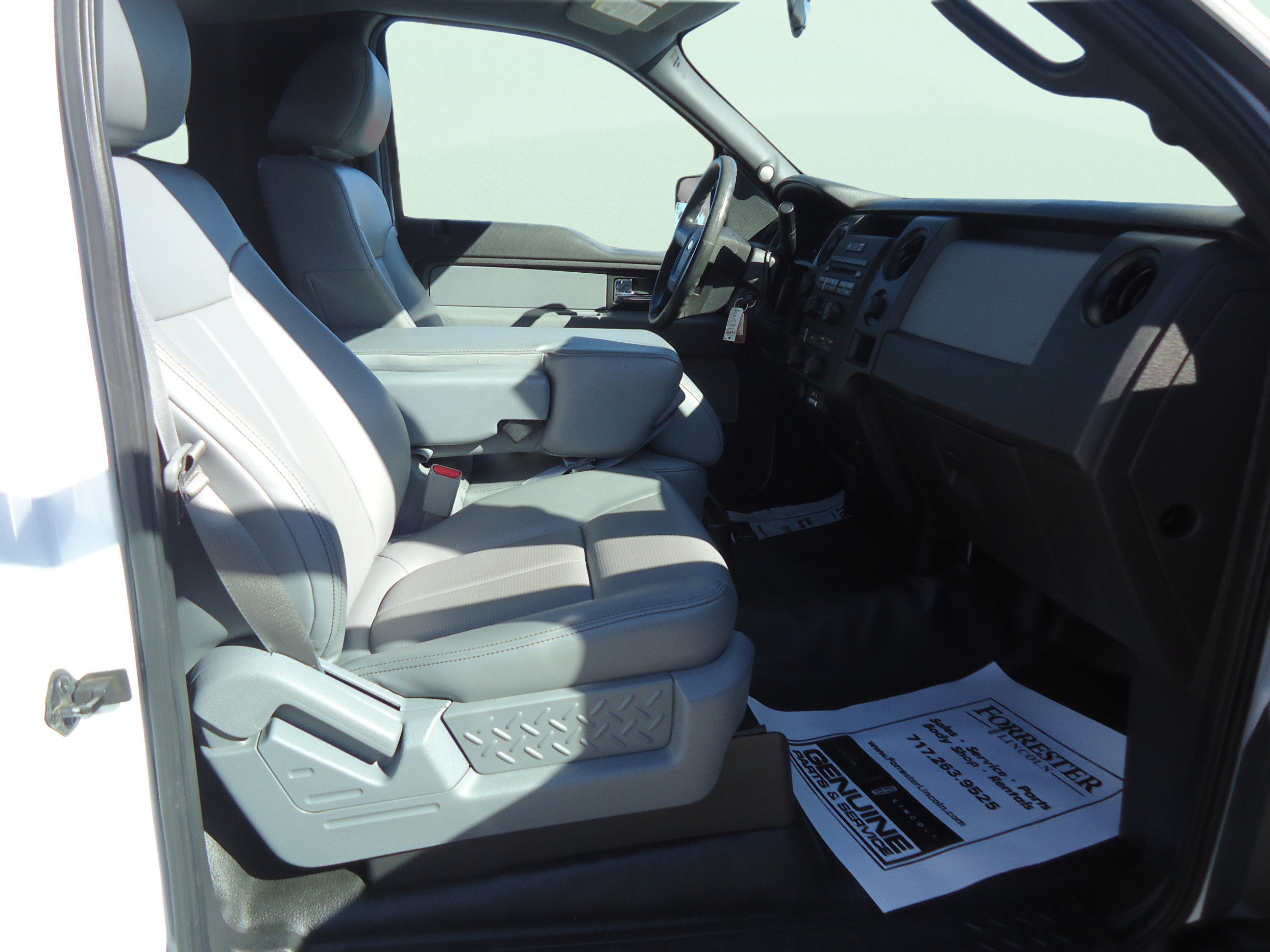 Used 2014 Ford F150 XL w/ Equipment Group 101A Mid AWD/4WD image 25