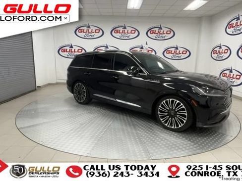 Used 2025 Lincoln Aviator Black Label AWD/4WD image 2