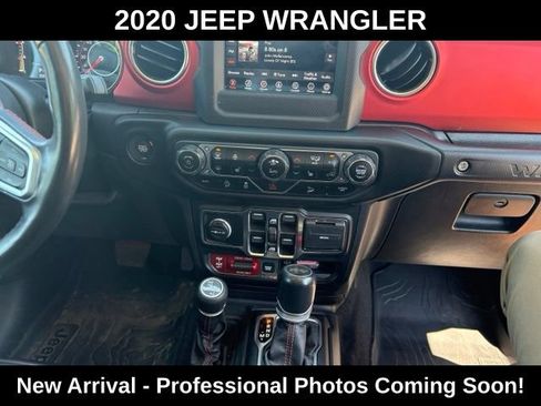 Used 2020 Jeep Wrangler Unlimited Rubicon w/ LED Lighting Group AWD/4WD image 15