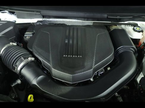 Used 2025 GMC Acadia Elevation FWD image 13