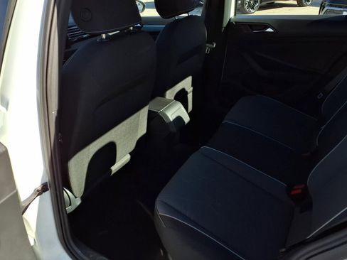 Certified 2025 Volkswagen Jetta Sport image 20