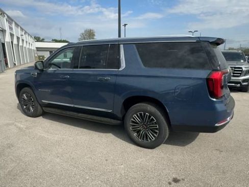 New 2026 GMC Yukon XL Elevation w/ Elevation Premium Package AWD/4WD image 6