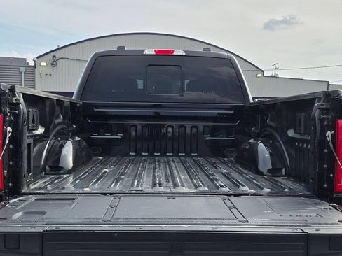 Used 2022 Ford F150 Lariat AWD/4WD image 24