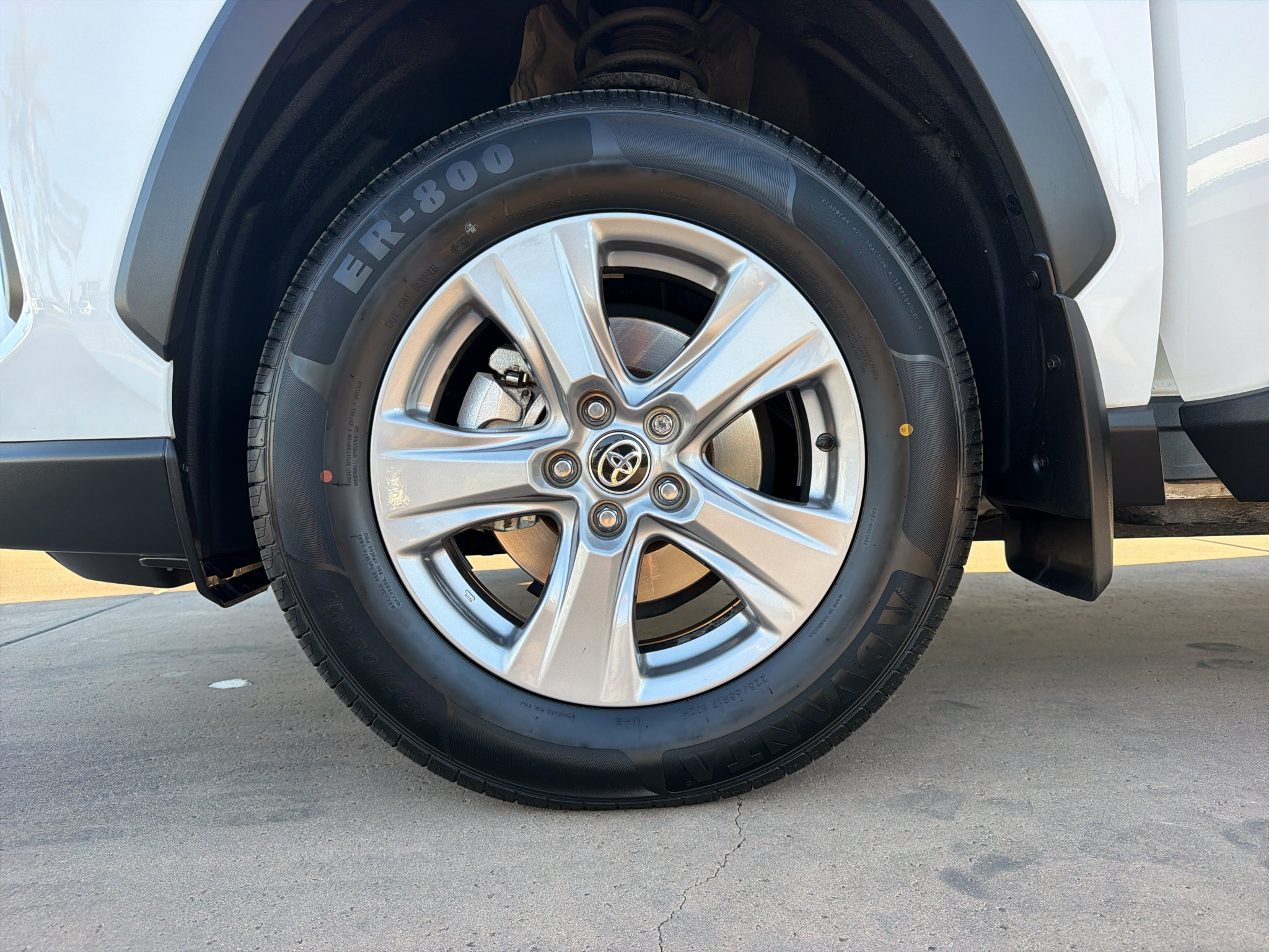 Used 2025 Toyota RAV4 XLE w/ Convenience Package FWD image 19