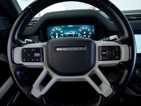 Used 2022 Land Rover Defender 90 S AWD/4WD image 33