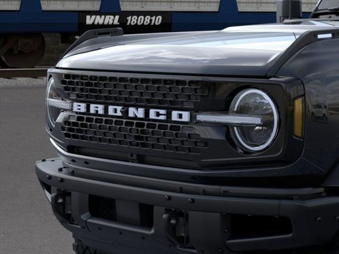 New 2026 Ford Bronco Badlands AWD/4WD image 19