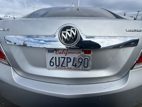 Used 2011 Buick LaCrosse CXL image 16