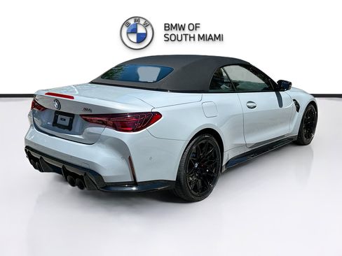 Used 2025 BMW M4 xDrive Competition w/ Executive Package image 7