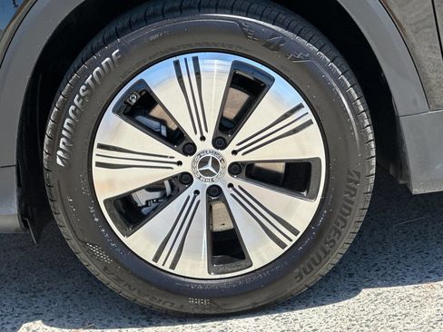 Certified 2024 Mercedes-Benz EQB 300 4MATIC image 38