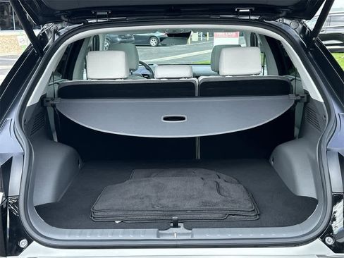 Used 2024 Hyundai Ioniq 5 Limited image 32