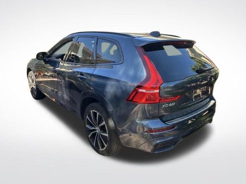 Used 2023 Volvo XC60 B5 Plus w/ Climate Package AWD/4WD image 5