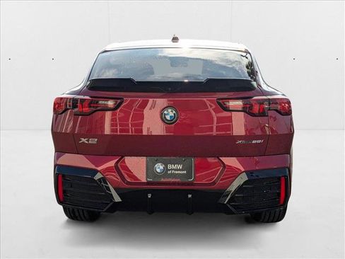 New 2025 BMW X2 xDrive28i w/ Technology Package image 7