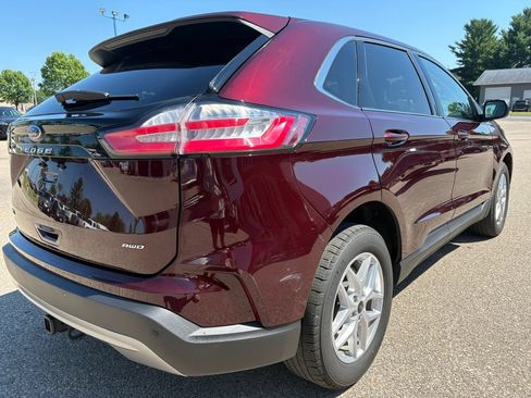 Used 2024 Ford Edge SEL w/ Convenience Package AWD/4WD image 5