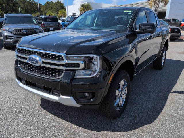 New 2026 Ford Ranger Lariat RWD image 8