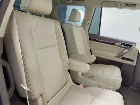 Used 2019 Lexus GX 460 Premium AWD/4WD image 29
