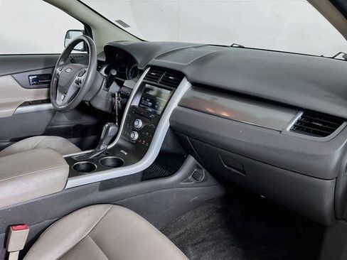 Used 2014 Ford Edge SEL w/ Equipment Group 205A AWD/4WD image 38
