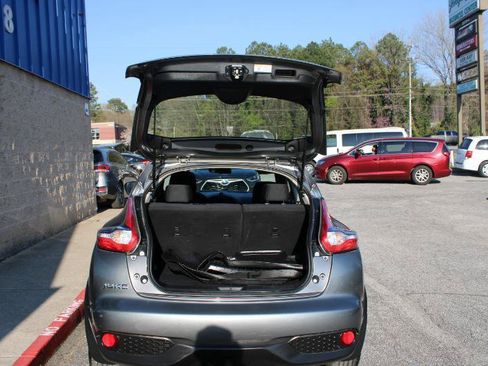Used 2017 Nissan Juke S FWD image 14