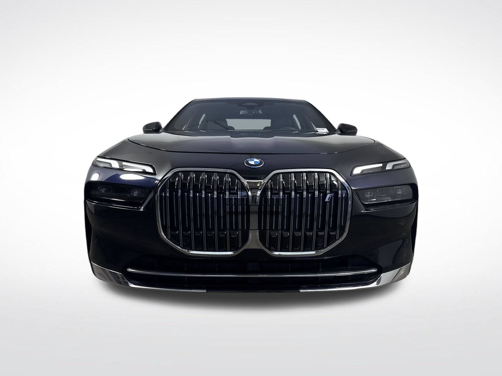 Used 2023 BMW i7 xDrive60 AWD/4WD image 25